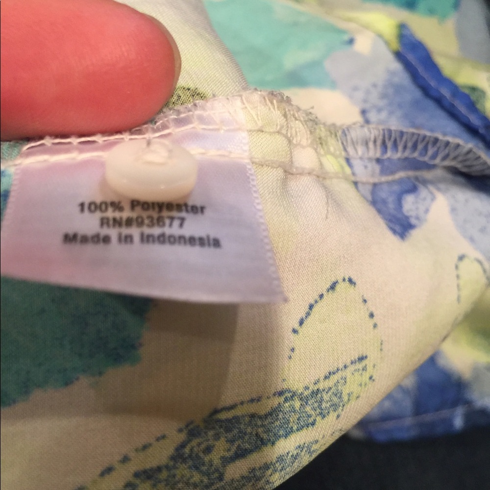 St Johns Bay Floral button down shirt - Picture 3 of 3